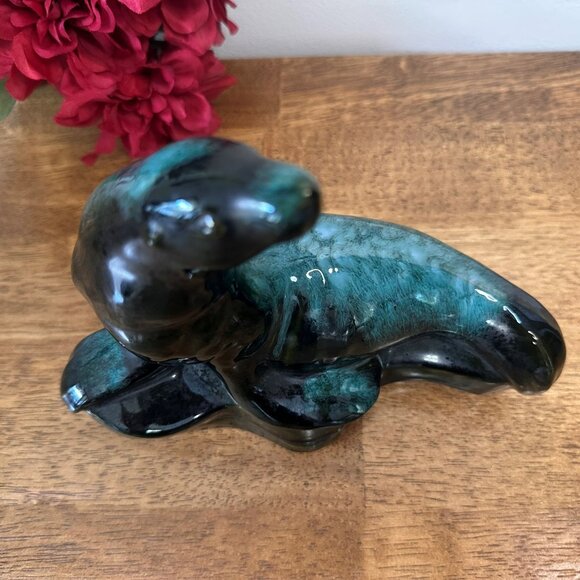 Blue Mountain Pottery Seal Figurine Canadian Vintage Collectible Green Drip Glaz - Picture 3 of 6